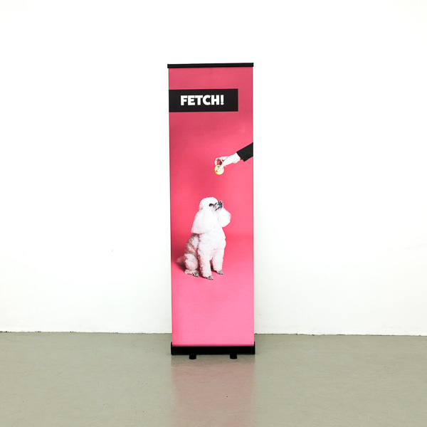 Hieno musta roll up teline